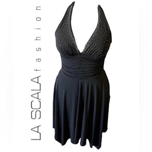 La Scala Halter Handkerchief Hem Dress - Picture 1 of 6